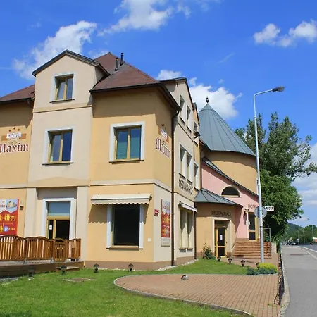 Отель Family Maxim