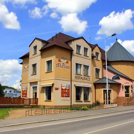 Family Maxim Hotell